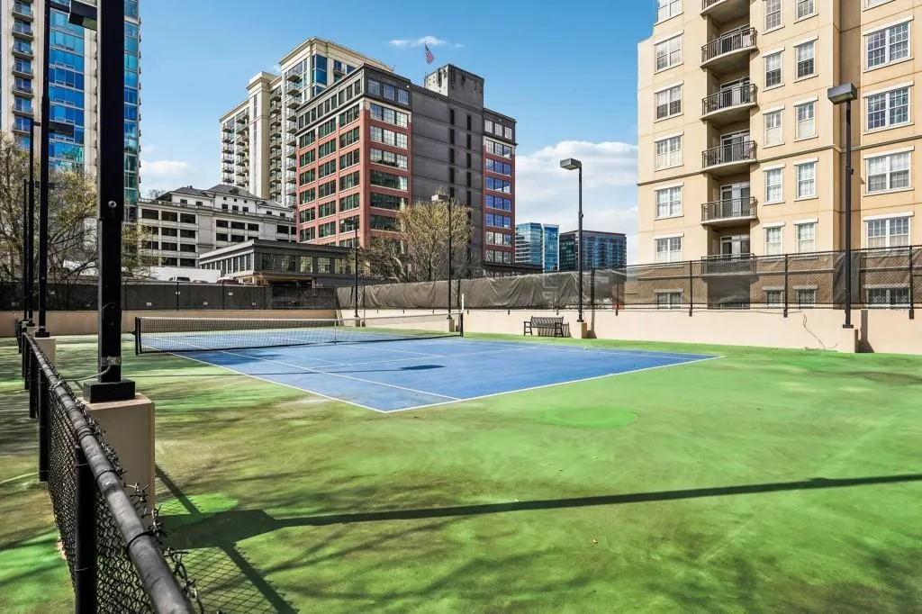 Tennis & Pickleball Courts