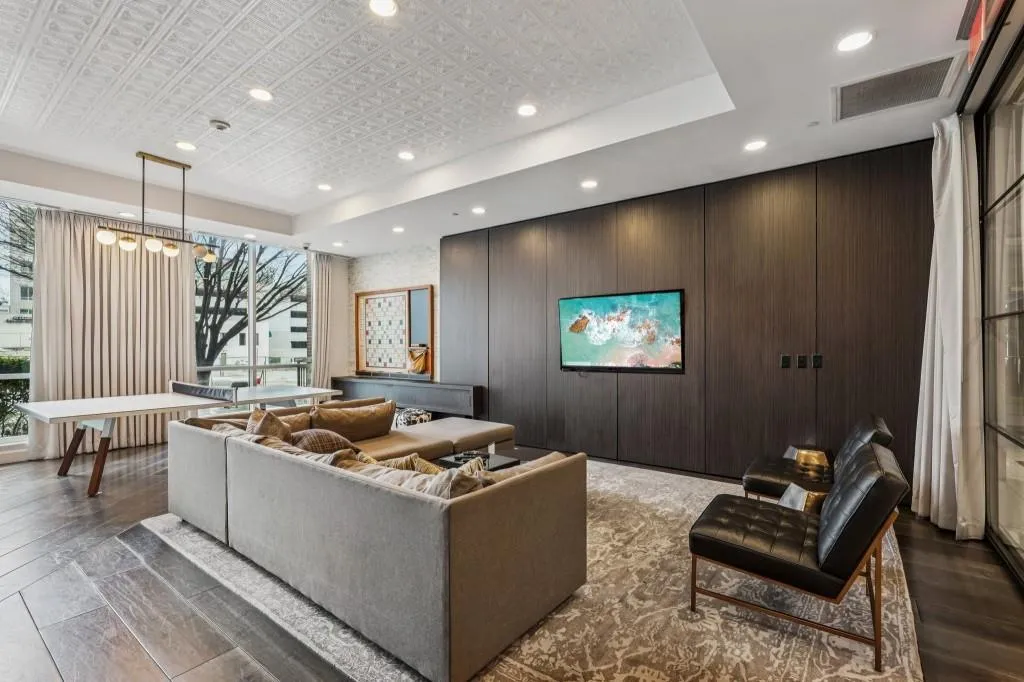 Renovated Residents Lounge, Secure Gated Parking, & 24 Hour Concierge