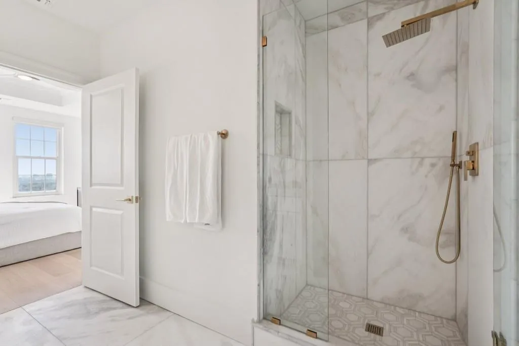 Primary Ensuite