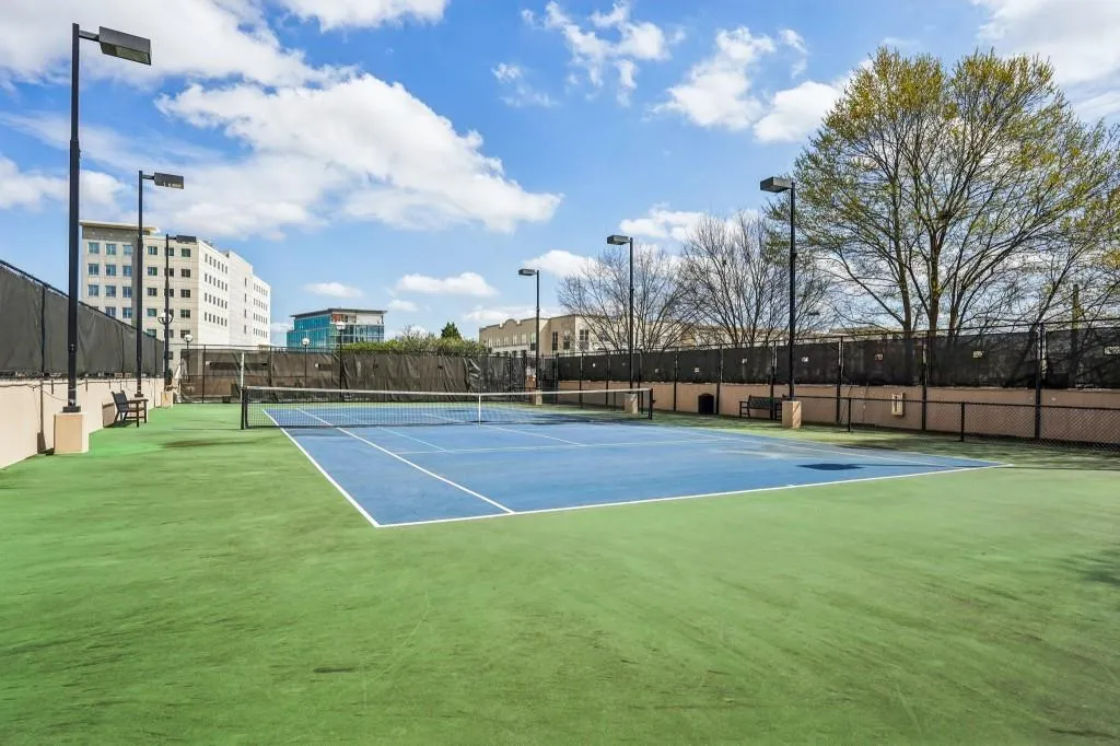 Tennis & Pickleball Courts