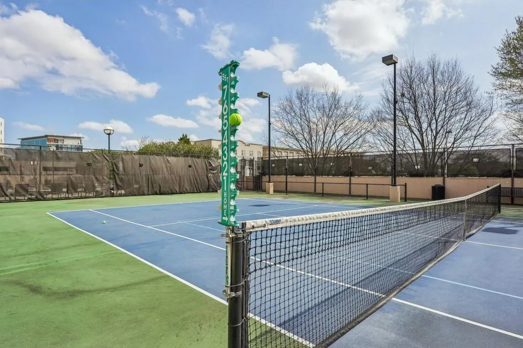 Tennis & Pickleball Courts