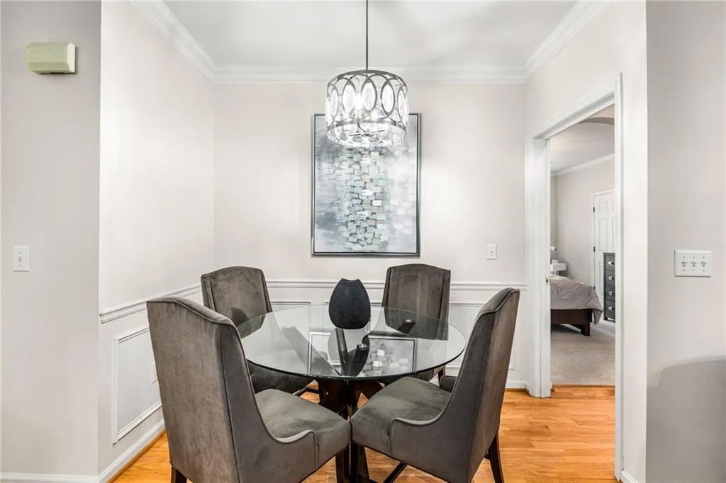 2400 Cumberland Parkway Se Unit 213, Atlanta, Georgia 30339, 2 Bedrooms Bedrooms, ,2 BathroomsBathrooms,Residential,For Sale,2400 Cumberland Parkway Se Unit 213,7654792