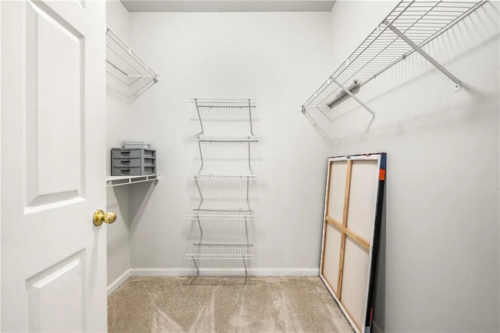 2400 Cumberland Parkway Se Unit 213, Atlanta, Georgia 30339, 2 Bedrooms Bedrooms, ,2 BathroomsBathrooms,Residential,For Sale,2400 Cumberland Parkway Se Unit 213,7654792