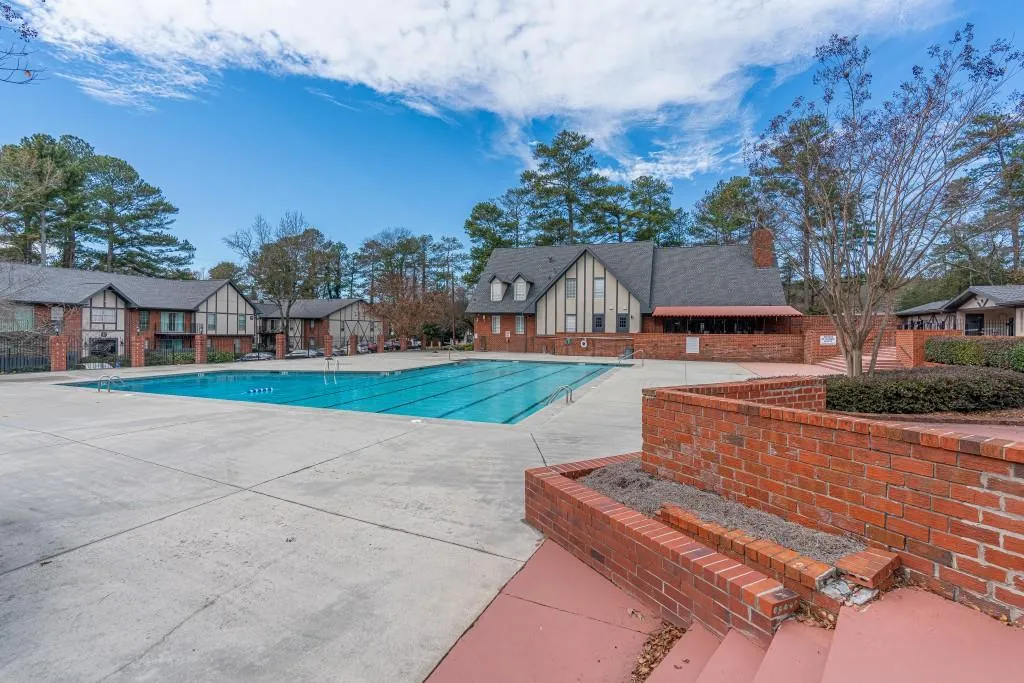 6851 Roswell Road Unit K21, Sandy Springs, Georgia 30328, 3 Bedrooms Bedrooms, ,2 BathroomsBathrooms,Residential,Sold,6851 Roswell Road Unit K21,6658764