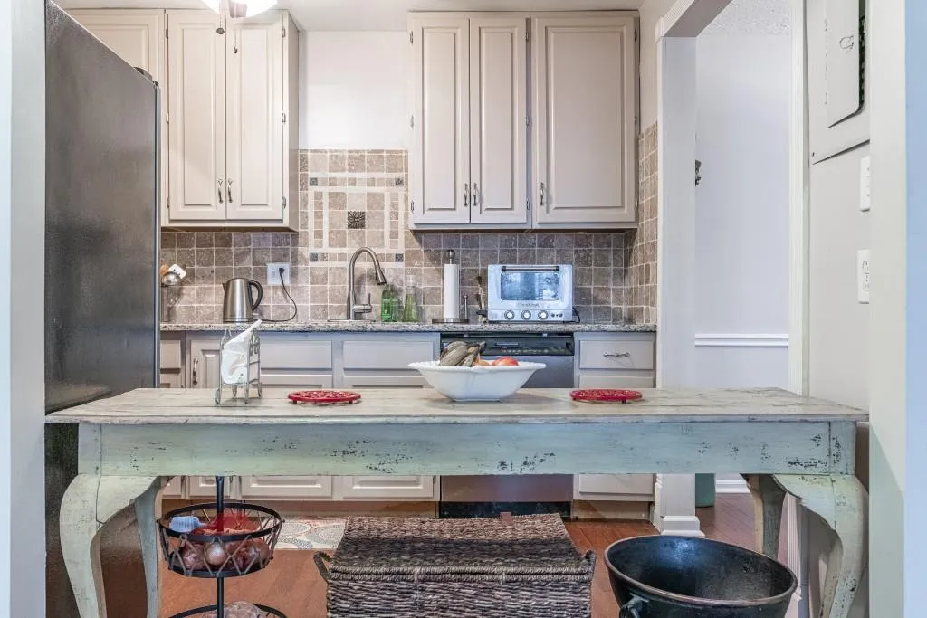 6851 Roswell Road Unit K21, Sandy Springs, Georgia 30328, 3 Bedrooms Bedrooms, ,2 BathroomsBathrooms,Residential,Sold,6851 Roswell Road Unit K21,6658764