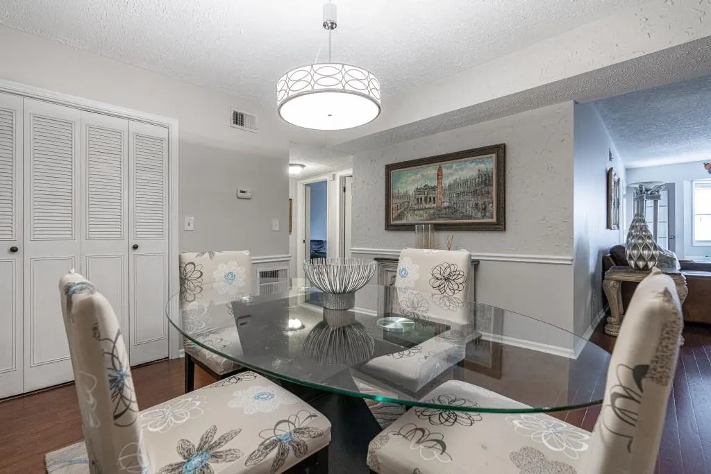 6851 Roswell Road Unit K21, Sandy Springs, Georgia 30328, 3 Bedrooms Bedrooms, ,2 BathroomsBathrooms,Residential,Sold,6851 Roswell Road Unit K21,6658764
