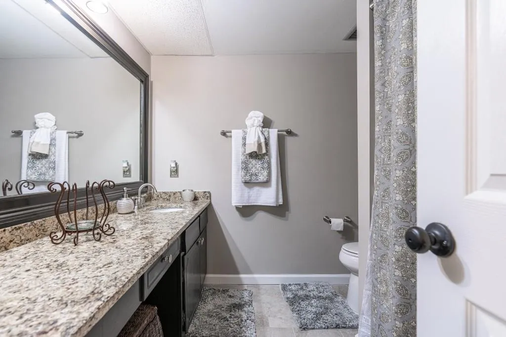 6851 Roswell Road Unit K21, Sandy Springs, Georgia 30328, 3 Bedrooms Bedrooms, ,2 BathroomsBathrooms,Residential,Sold,6851 Roswell Road Unit K21,6658764