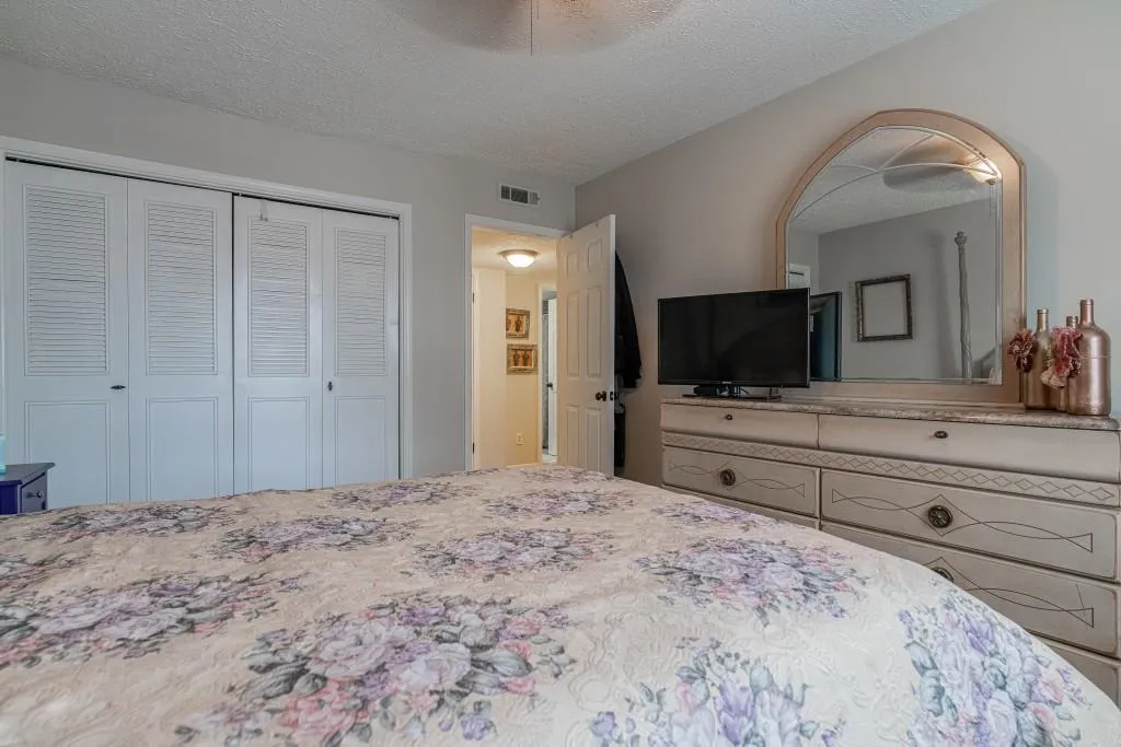 6851 Roswell Road Unit K21, Sandy Springs, Georgia 30328, 3 Bedrooms Bedrooms, ,2 BathroomsBathrooms,Residential,Sold,6851 Roswell Road Unit K21,6658764