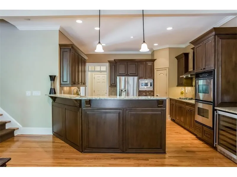 30 Chastain Cove Ne, Sandy Springs, Georgia 30342, 5 Bedrooms Bedrooms, ,5 BathroomsBathrooms,Residential,Sold,30 Chastain Cove Ne,5702792
