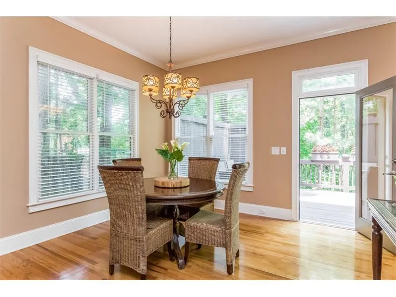 30 Chastain Cove Ne, Sandy Springs, Georgia 30342, 5 Bedrooms Bedrooms, ,5 BathroomsBathrooms,Residential,Sold,30 Chastain Cove Ne,5702792