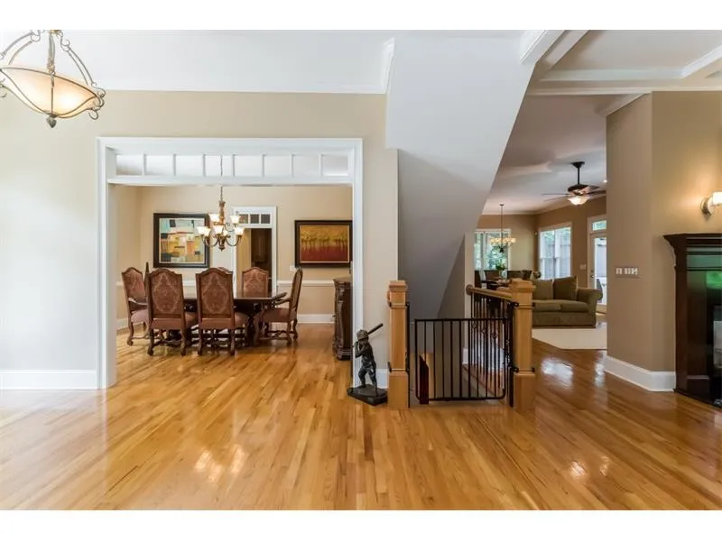 30 Chastain Cove Ne, Sandy Springs, Georgia 30342, 5 Bedrooms Bedrooms, ,5 BathroomsBathrooms,Residential,Sold,30 Chastain Cove Ne,5702792