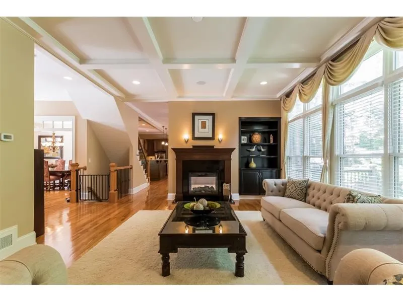 30 Chastain Cove Ne, Sandy Springs, Georgia 30342, 5 Bedrooms Bedrooms, ,5 BathroomsBathrooms,Residential,Sold,30 Chastain Cove Ne,5702792