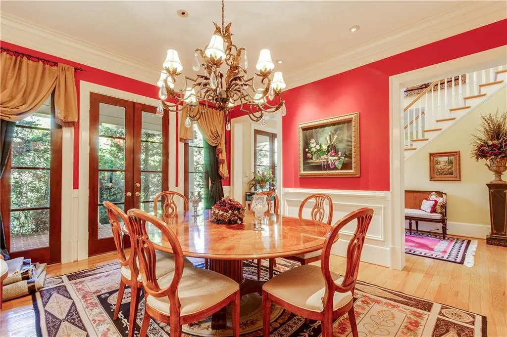 130 Parc Du Chateau, Atlanta, Georgia 30327, 5 Bedrooms Bedrooms, ,6 BathroomsBathrooms,Residential,Sold,130 Parc Du Chateau,6011871