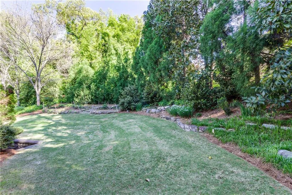 130 Parc Du Chateau, Atlanta, Georgia 30327, 5 Bedrooms Bedrooms, ,6 BathroomsBathrooms,Residential,Sold,130 Parc Du Chateau,6011871