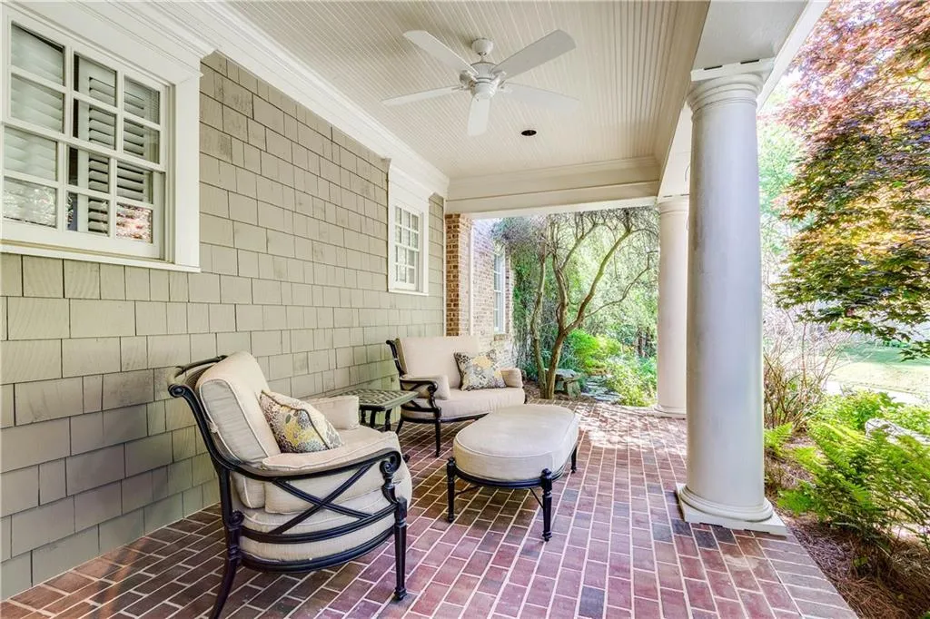 130 Parc Du Chateau, Atlanta, Georgia 30327, 5 Bedrooms Bedrooms, ,6 BathroomsBathrooms,Residential,Sold,130 Parc Du Chateau,6011871
