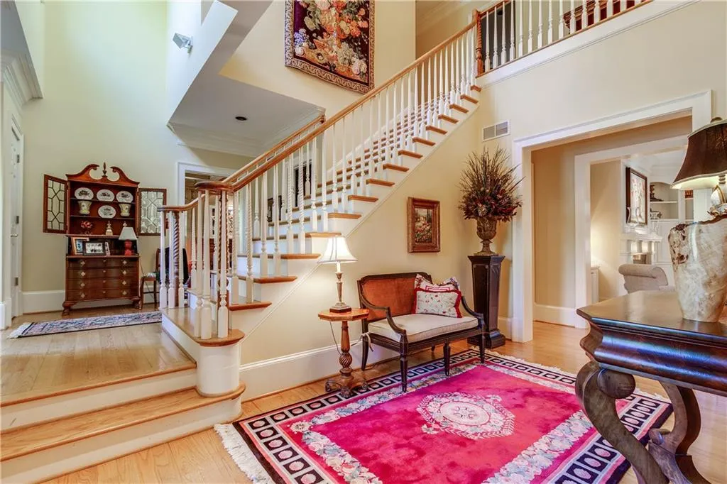 130 Parc Du Chateau, Atlanta, Georgia 30327, 5 Bedrooms Bedrooms, ,6 BathroomsBathrooms,Residential,Sold,130 Parc Du Chateau,6011871