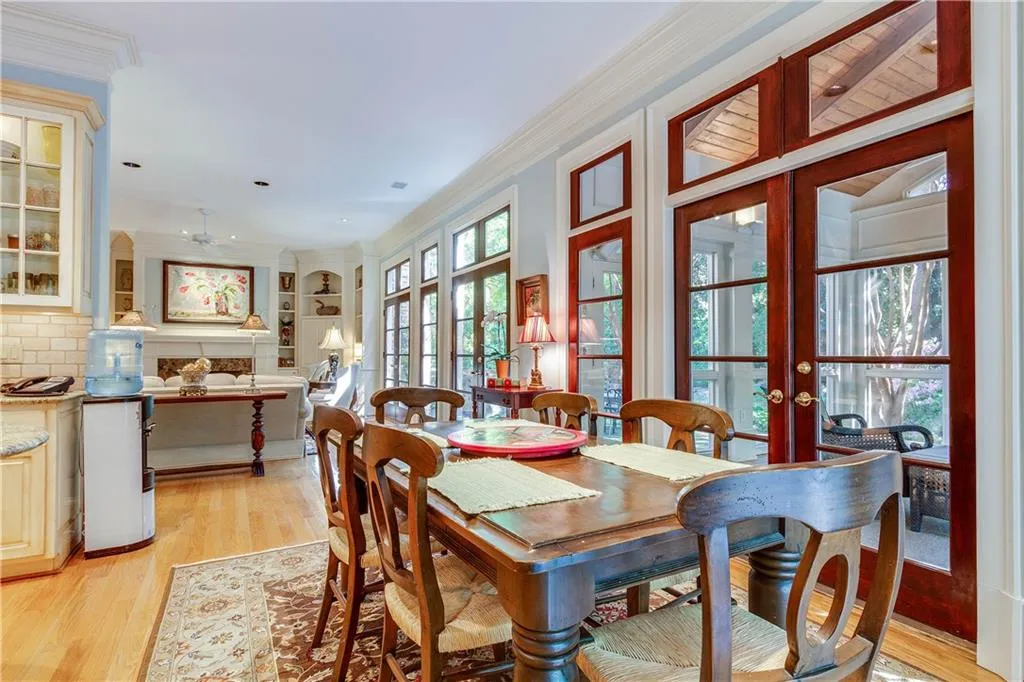 130 Parc Du Chateau, Atlanta, Georgia 30327, 5 Bedrooms Bedrooms, ,6 BathroomsBathrooms,Residential,Sold,130 Parc Du Chateau,6011871