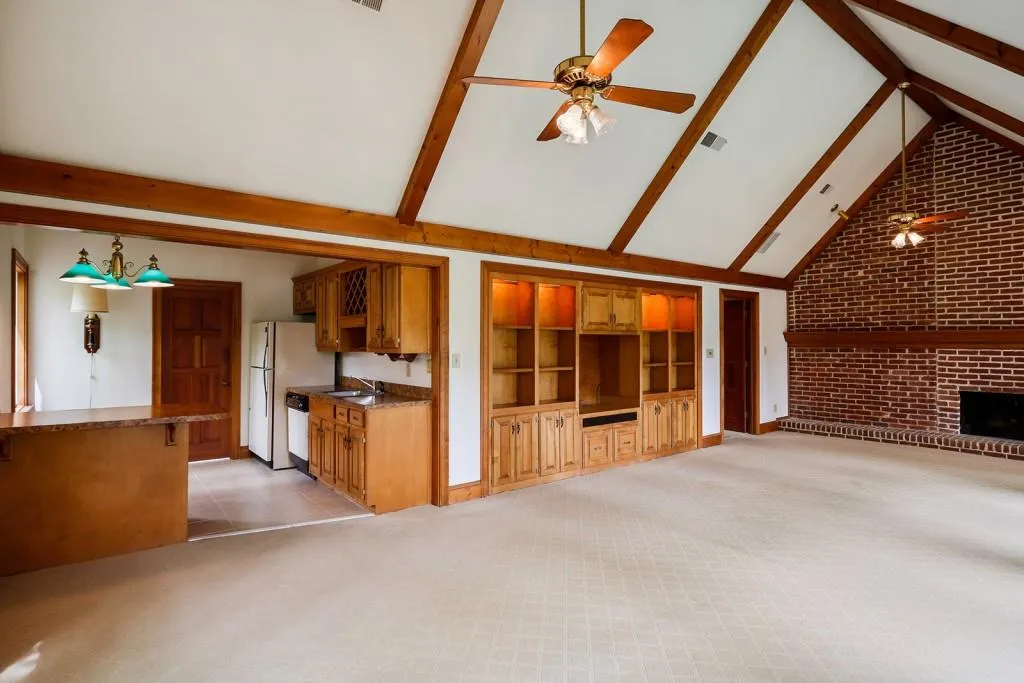 9000 Huntcliff Trace, Sandy Springs, Georgia 30350, 4 Bedrooms Bedrooms, ,4 BathroomsBathrooms,Residential,Sold,9000 Huntcliff Trace,5662467