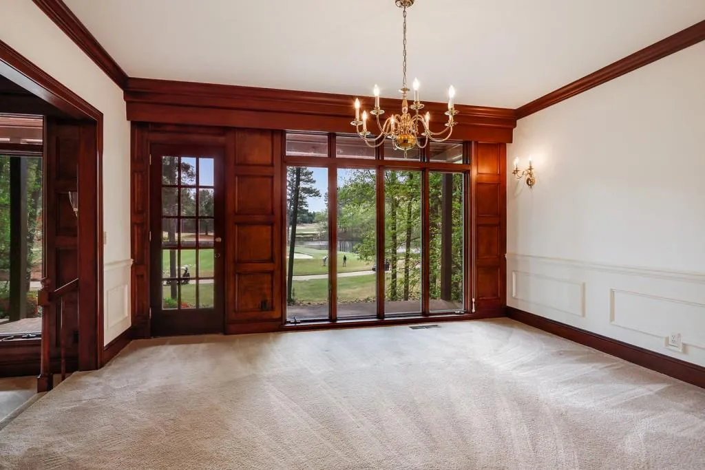 9000 Huntcliff Trace, Sandy Springs, Georgia 30350, 4 Bedrooms Bedrooms, ,4 BathroomsBathrooms,Residential,Sold,9000 Huntcliff Trace,5662467