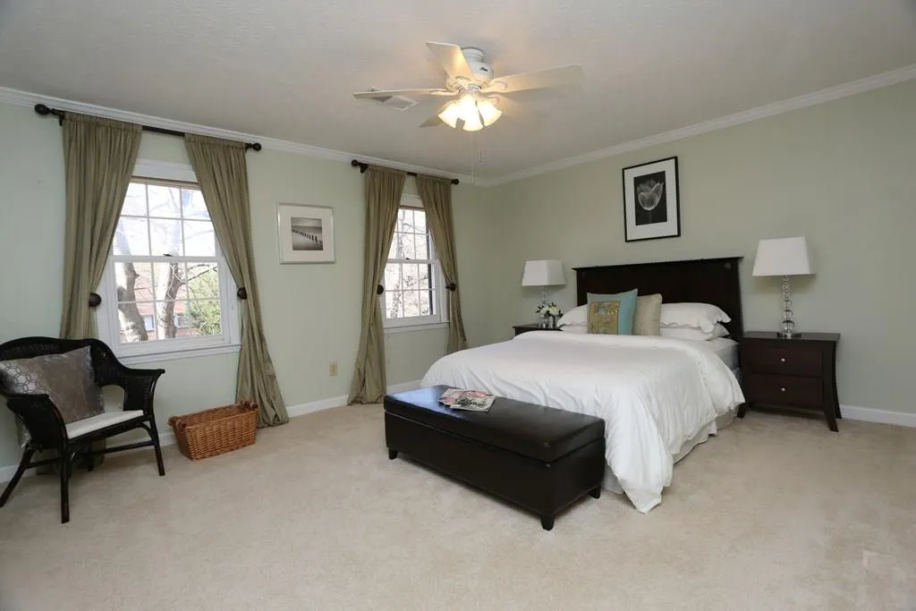 5475 Shiver Summit, Atlanta, Georgia 30342, 5 Bedrooms Bedrooms, ,2 BathroomsBathrooms,Residential,Sold,5475 Shiver Summit,5790015