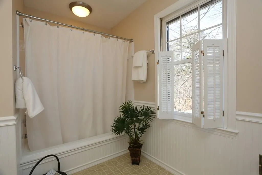 5475 Shiver Summit, Atlanta, Georgia 30342, 5 Bedrooms Bedrooms, ,2 BathroomsBathrooms,Residential,Sold,5475 Shiver Summit,5790015