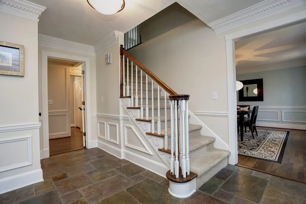 5475 Shiver Summit, Atlanta, Georgia 30342, 5 Bedrooms Bedrooms, ,2 BathroomsBathrooms,Residential,Sold,5475 Shiver Summit,5790015