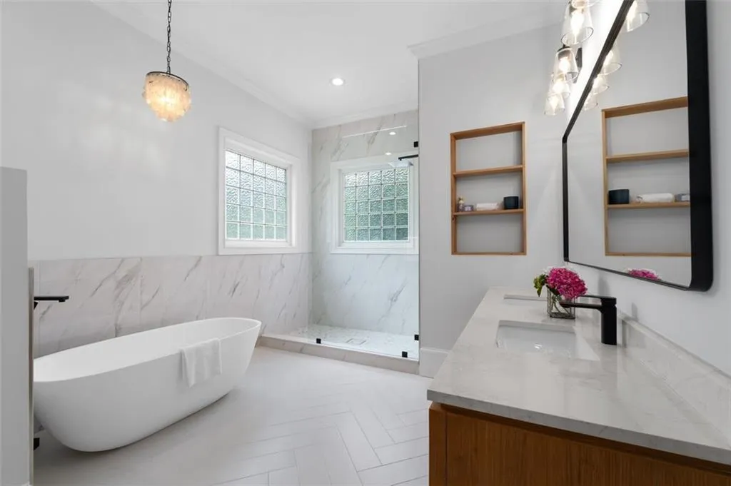 Brand NEW fully renovated primary bathroom