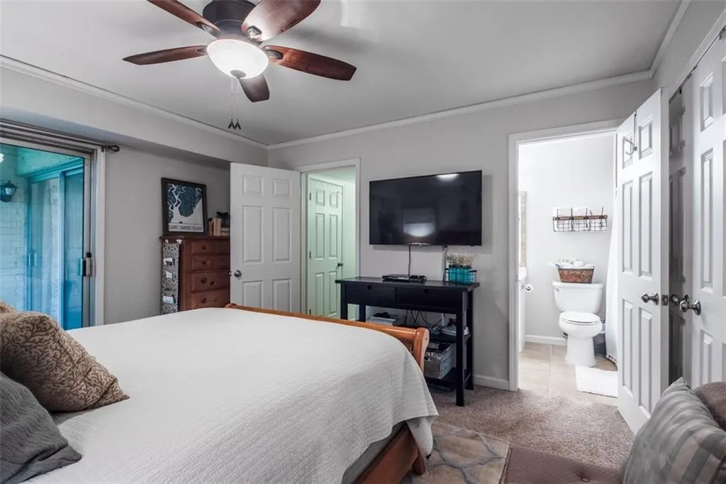 5400 Roswell Road Unit L8, Atlanta, Georgia 30342, 2 Bedrooms Bedrooms, ,2 BathroomsBathrooms,Residential,Sold,5400 Roswell Road Unit L8,6035380