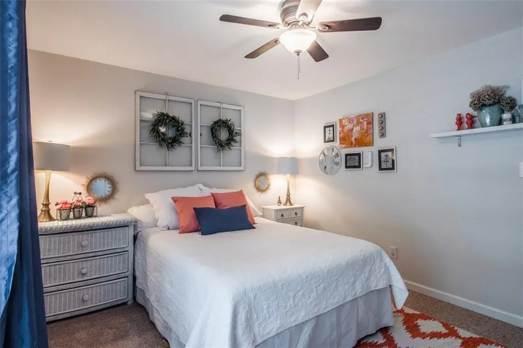 5400 Roswell Road Unit L8, Atlanta, Georgia 30342, 2 Bedrooms Bedrooms, ,2 BathroomsBathrooms,Residential,Sold,5400 Roswell Road Unit L8,6035380