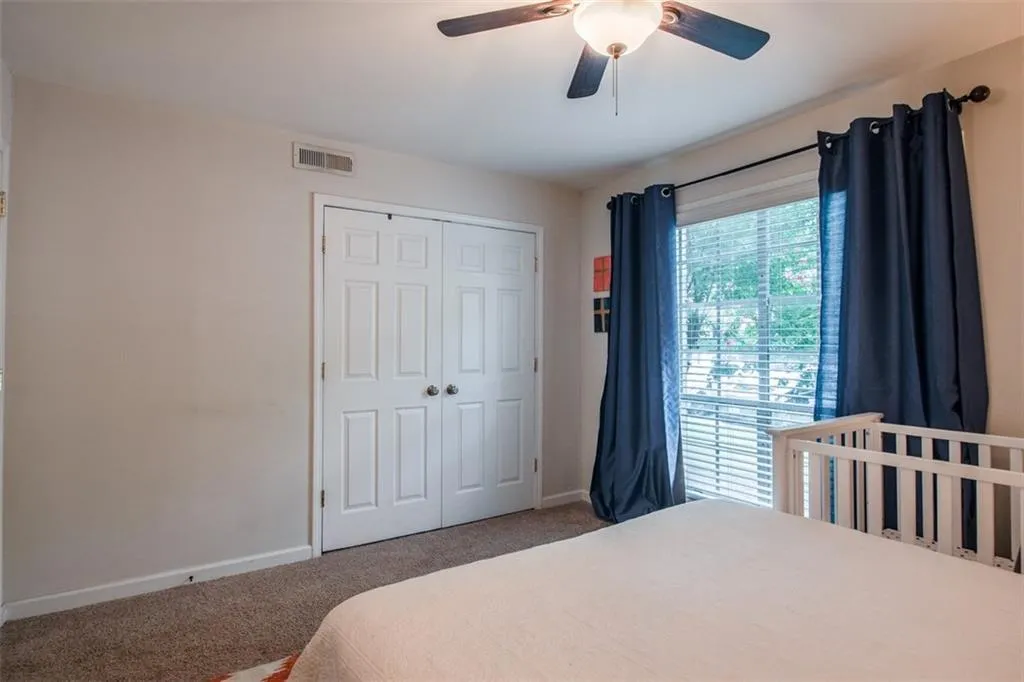 5400 Roswell Road Unit L8, Atlanta, Georgia 30342, 2 Bedrooms Bedrooms, ,2 BathroomsBathrooms,Residential,Sold,5400 Roswell Road Unit L8,6035380