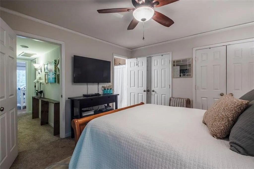 5400 Roswell Road Unit L8, Atlanta, Georgia 30342, 2 Bedrooms Bedrooms, ,2 BathroomsBathrooms,Residential,Sold,5400 Roswell Road Unit L8,6035380