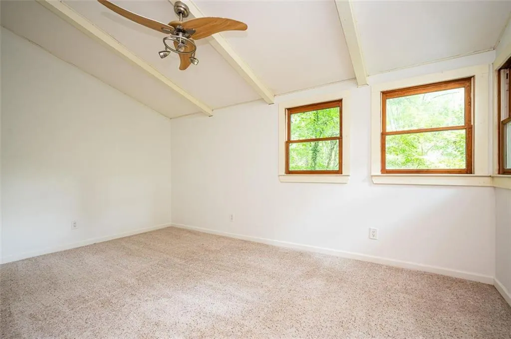 185 N Mill Court, Sandy Springs, Georgia 30328, 5 Bedrooms Bedrooms, ,3 BathroomsBathrooms,Residential,Sold,185 N Mill Court,6914361