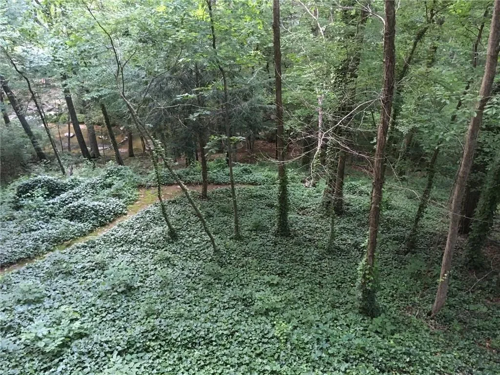 185 N Mill Court, Sandy Springs, Georgia 30328, 5 Bedrooms Bedrooms, ,3 BathroomsBathrooms,Residential,Sold,185 N Mill Court,6914361