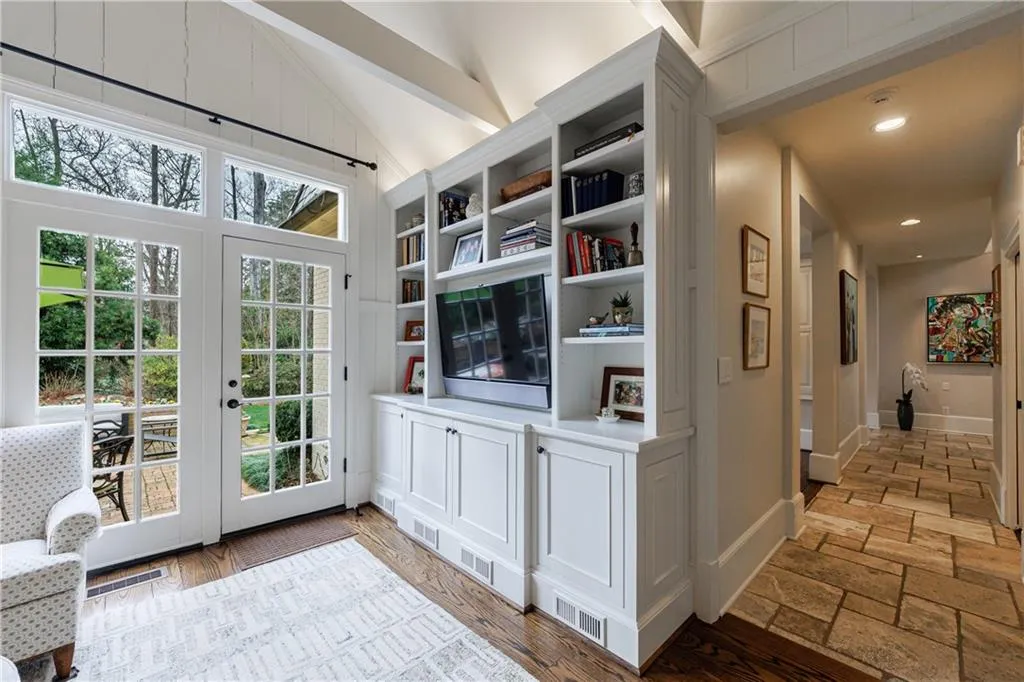 3302 W Andrews Drive Nw, Atlanta, Georgia 30305, 6 Bedrooms Bedrooms, 0 ,4 BathroomsBathrooms,Residential,For Sale,3302 W Andrews Drive Nw,7701865