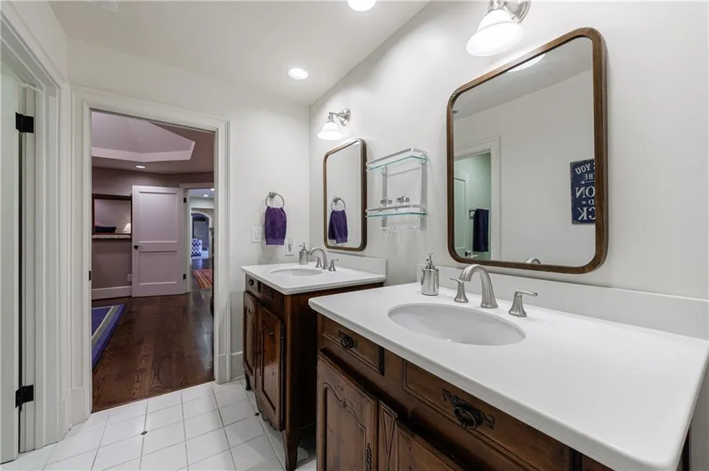 3302 W Andrews Drive Nw, Atlanta, Georgia 30305, 6 Bedrooms Bedrooms, 0 ,4 BathroomsBathrooms,Residential,For Sale,3302 W Andrews Drive Nw,7701865