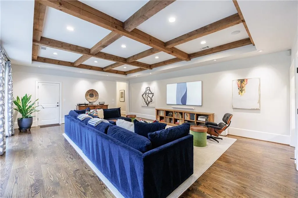 3302 W Andrews Drive Nw, Atlanta, Georgia 30305, 6 Bedrooms Bedrooms, 0 ,4 BathroomsBathrooms,Residential,For Sale,3302 W Andrews Drive Nw,7701865