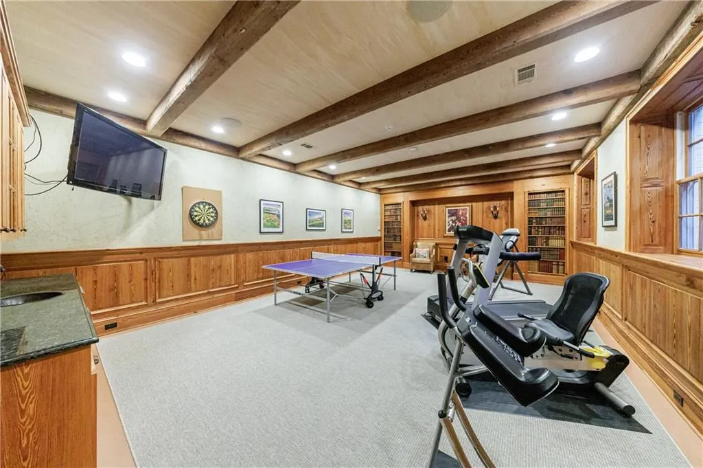 3302 W Andrews Drive Nw, Atlanta, Georgia 30305, 6 Bedrooms Bedrooms, 0 ,4 BathroomsBathrooms,Residential,For Sale,3302 W Andrews Drive Nw,7701865