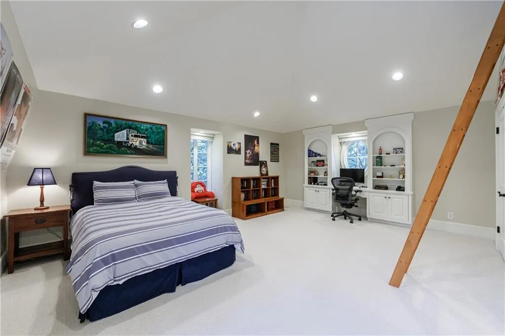 3302 W Andrews Drive Nw, Atlanta, Georgia 30305, 6 Bedrooms Bedrooms, 0 ,4 BathroomsBathrooms,Residential,For Sale,3302 W Andrews Drive Nw,7701865
