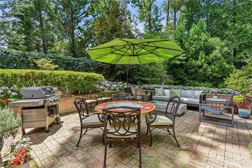 3302 W Andrews Drive Nw, Atlanta, Georgia 30305, 6 Bedrooms Bedrooms, 0 ,4 BathroomsBathrooms,Residential,For Sale,3302 W Andrews Drive Nw,7701865