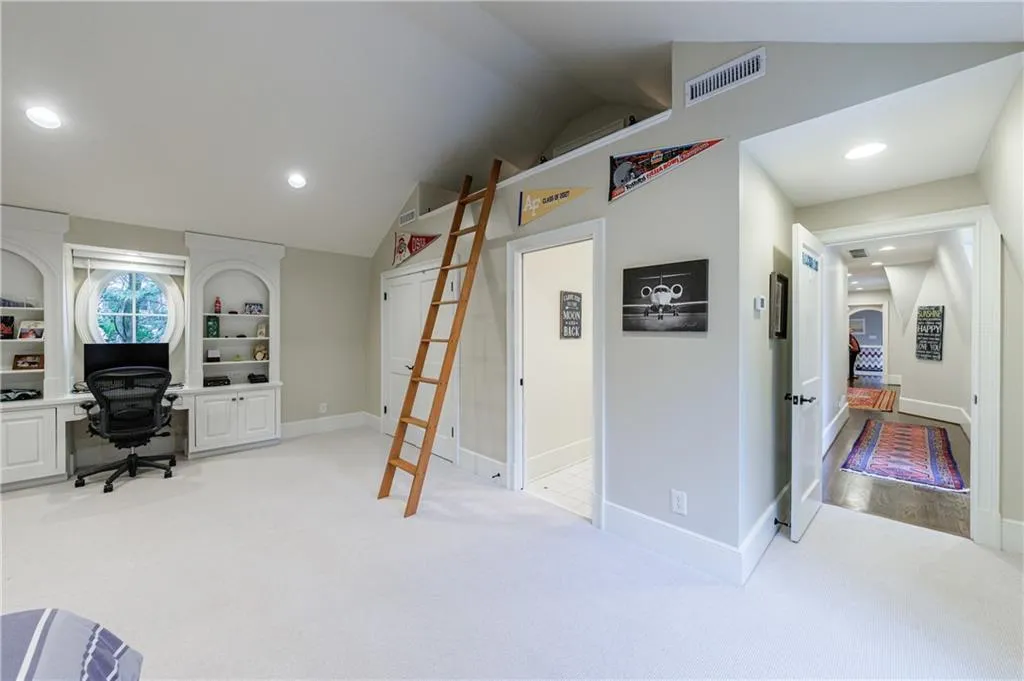 3302 W Andrews Drive Nw, Atlanta, Georgia 30305, 6 Bedrooms Bedrooms, 0 ,4 BathroomsBathrooms,Residential,For Sale,3302 W Andrews Drive Nw,7701865