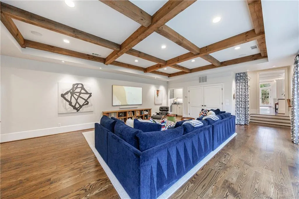 3302 W Andrews Drive Nw, Atlanta, Georgia 30305, 6 Bedrooms Bedrooms, 0 ,4 BathroomsBathrooms,Residential,For Sale,3302 W Andrews Drive Nw,7701865