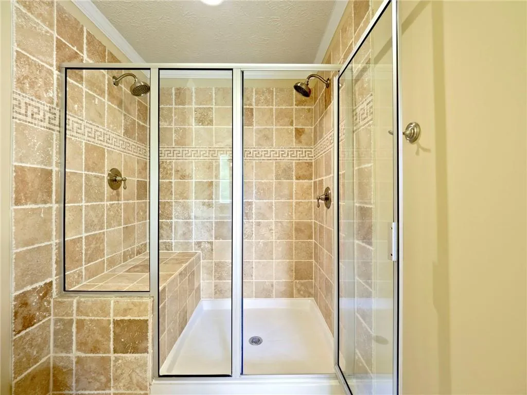 7575 Hunters Woods Drive, Sandy Springs, Georgia 30350, 6 Bedrooms Bedrooms, ,4 BathroomsBathrooms,Residential,Sold,7575 Hunters Woods Drive,6867400