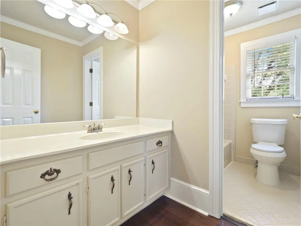 7575 Hunters Woods Drive, Sandy Springs, Georgia 30350, 6 Bedrooms Bedrooms, ,4 BathroomsBathrooms,Residential,Sold,7575 Hunters Woods Drive,6867400