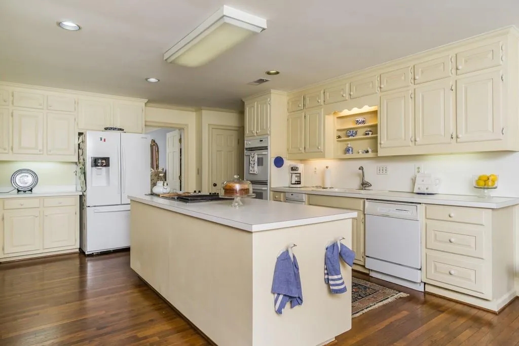 30 Serendipity Way, Sandy Springs, Georgia 30350, 5 Bedrooms Bedrooms, ,3 BathroomsBathrooms,Residential,Sold,30 Serendipity Way,6599147