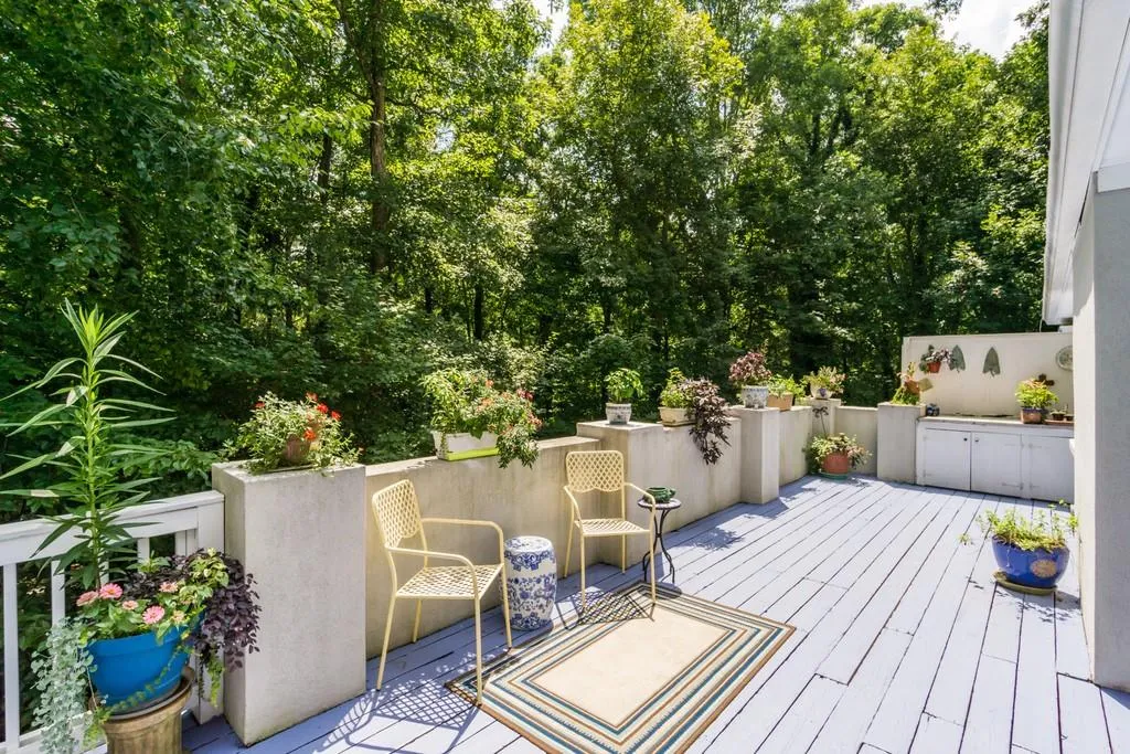 30 Serendipity Way, Sandy Springs, Georgia 30350, 5 Bedrooms Bedrooms, ,3 BathroomsBathrooms,Residential,Sold,30 Serendipity Way,6599147