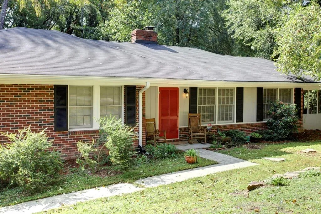 162 Underwood Drive, Sandy Springs, Georgia 30328, 3 Bedrooms Bedrooms, ,2 BathroomsBathrooms,Residential,Sold,162 Underwood Drive,5906714