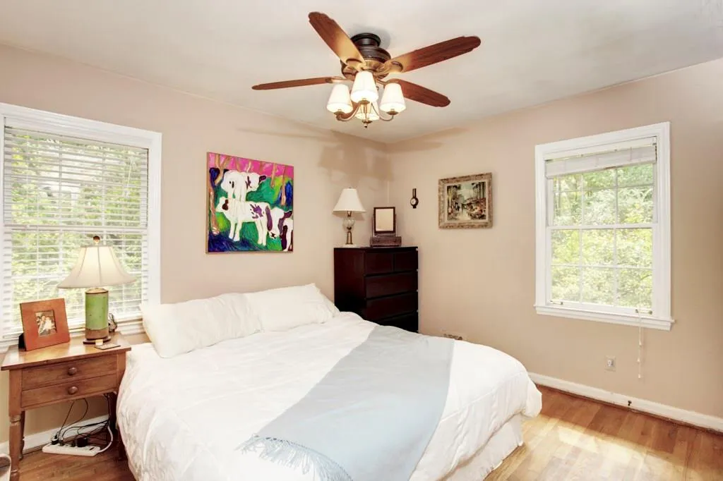 162 Underwood Drive, Sandy Springs, Georgia 30328, 3 Bedrooms Bedrooms, ,2 BathroomsBathrooms,Residential,Sold,162 Underwood Drive,5906714