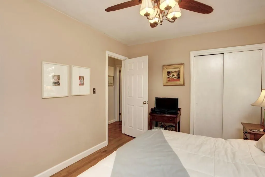 162 Underwood Drive, Sandy Springs, Georgia 30328, 3 Bedrooms Bedrooms, ,2 BathroomsBathrooms,Residential,Sold,162 Underwood Drive,5906714