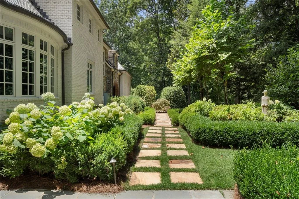 4345 Mount Paran Parkway Nw, Atlanta, Georgia 30327, 7 Bedrooms Bedrooms, ,7 BathroomsBathrooms,Residential,For Sale,4345 Mount Paran Parkway Nw,7502173