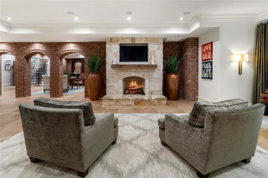 4345 Mount Paran Parkway Nw, Atlanta, Georgia 30327, 7 Bedrooms Bedrooms, ,7 BathroomsBathrooms,Residential,For Sale,4345 Mount Paran Parkway Nw,7502173